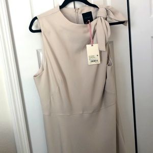 Dress in beige, sleeveless